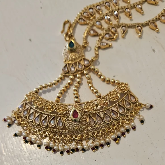 Large Lot, Indian Bollywood Style Gold Tone Bridal Jewelry Necklaces Earrings - Picture 11 of 12